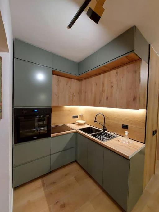 Frequency 286 Tirane Apartment Ngoại thất bức ảnh